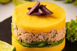 Receta de causa rellena de atún - Comidas Peruanas